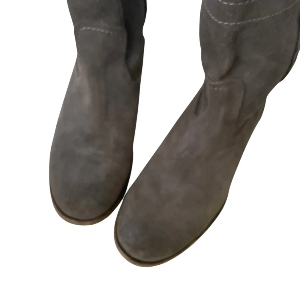 Frye Dark Brown Suede Cara Ankle Pull On Booties 9 - Picture 11 of 14